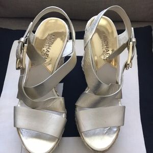 MICHAEL KORS size 5M. Dull gold strap Espardrilles